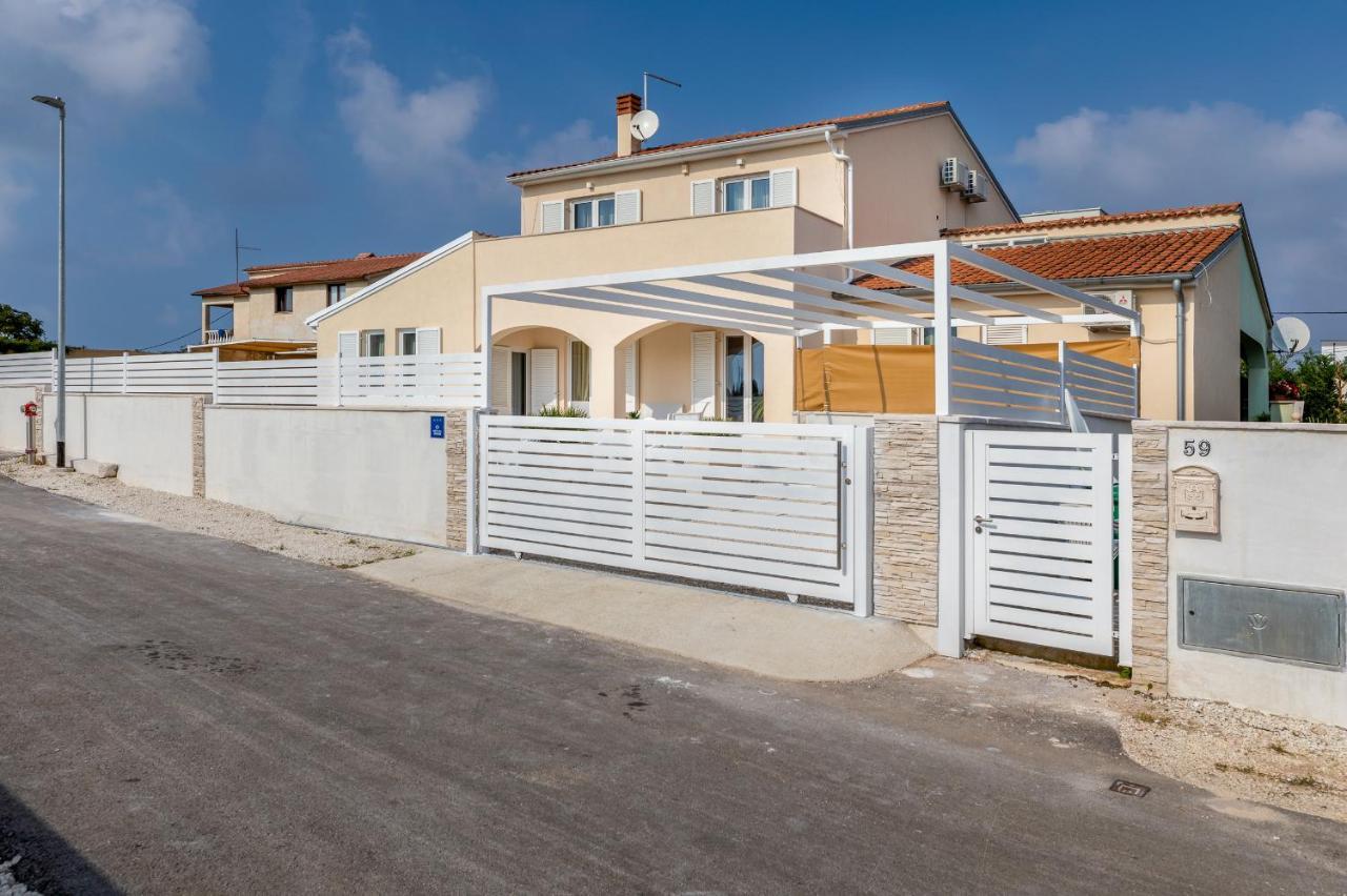 Villa Ostone Pula Exterior foto